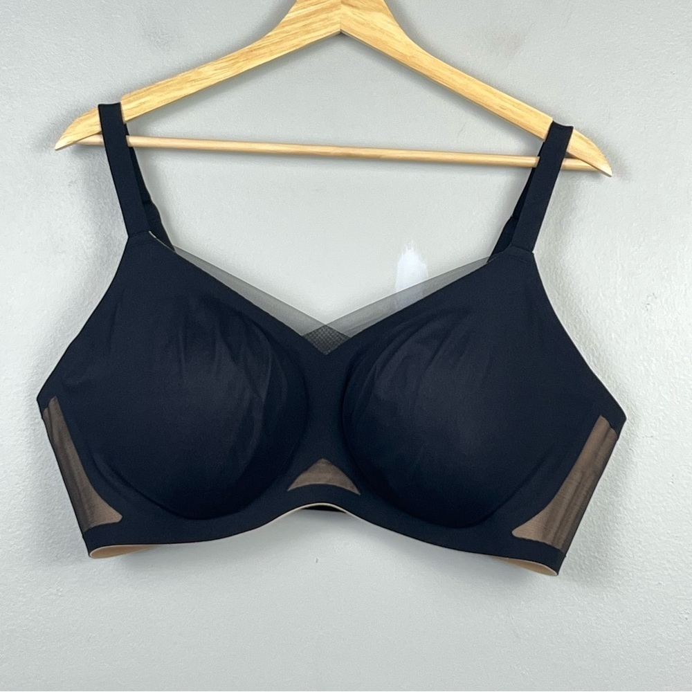 Honeylove Liftwear Crossover black wireless mesh inset bra, 3X 44DD/DDD.